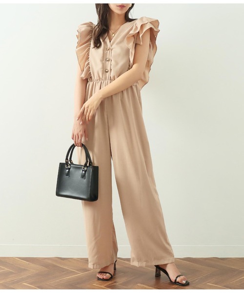 CHILLE（チル）の「フリルポイントオールインワン（サロペット/オーバーオール・レディース・ブラック/ベージュ/ブルー・FREE）」の6枚目の写真