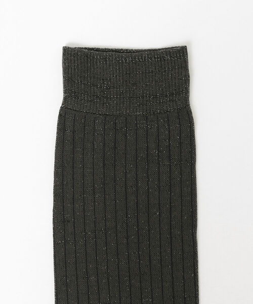 Ray BEAMS（レイビームス）の「Ray BEAMS / オーバーニー タビ ソックス（ソックス/靴下・レディース・オフホワイト/ブラック/チャコールグレー・ONE SIZE）」の5枚目の写真