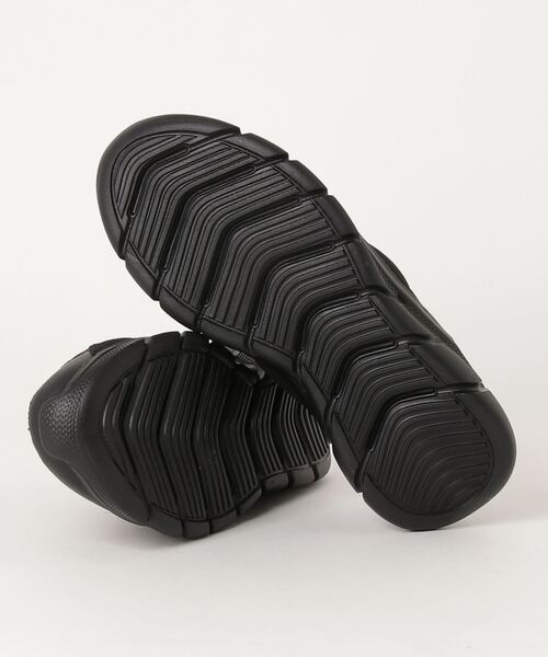 SKECHERS（スケッチャーズ）の「SKECHERS/スケッチャーズ BOBS B FLEX-MIGHTY PUFF / ﾎﾞﾌﾞｽ ﾋﾞｰﾌﾚｯｸｽ ﾏｲﾃｨ ﾊﾟﾌ モック スリッパ  117111（スニーカー・レディース・ブラック×ブラック/ベージュ/カーキ・23.0cm/24.0cm/25.0cm）」の5枚目の写真