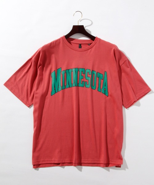 THISIS(ディスイズ)の「アメカジプリントTシャツ(Tシャツ/カットソー・メンズ・パープル系その他2/ブラック/ワインレッド/グリーン系その他/レッド系その他/グリーン系その他2/ピンク/ホワイト/ブラック系その他/パープル系その他/ブルー系その他2/ブルー/グリーン/ブルー系その他3/レッド系その他3/ネイビー/ブラック系その他2/パープル/ホワイト系その他/ブルー系その他/レッド系その他2・LARGE/MEDIUM/X-LARGE)」の18枚目の写真