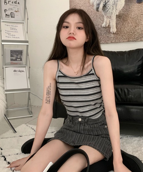 MANGROVE（マングローブ）の「ストライプカジュアルキャミソール（キャミソール・レディース・ブラック/ブルー・FREE）」の13枚目の写真