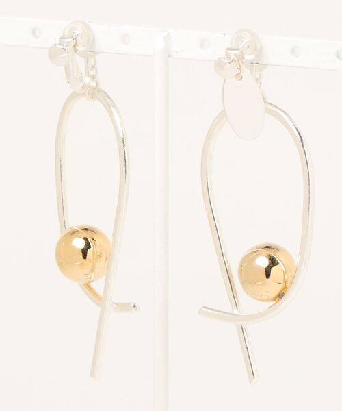 sea,ds mara(シーズマーラ)の「【Sea’ds mara】Orbital Earrings(イヤリング・レディース・シルバー・FREE)」の2枚目の写真