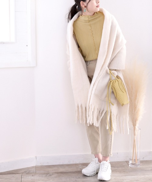 上品な光沢感。2wayメロープリーツハイネックトップス