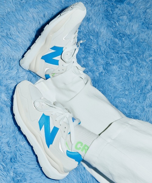 NEW BALANCE(ニューバランス)の「New Balance M5740S【SP】(スニーカー・メンズ・ホワイト/ホワイト×パープル/オレンジ・23.0cm/23.5cm/24.0cm/24.5cm/25.5cm/26.5cm/27.5cm/28.5cm/30.0cm/25.0cm/26.0cm/27.0cm/28.0cm/29.0cm)」の18枚目の写真