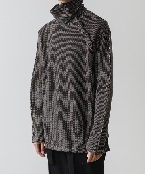 KAZUYUKI KUMAGAI ATTACHMENT（カズユキクマガイアタッチメント）の「WASHABLE WOOL INLAY STITCH TURTLENECKS L/S（ニット/セーター・メンズ・ブラウン・2/3）」の2枚目の写真