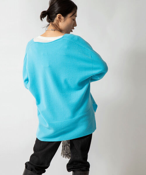 NOLLEY’S（ノーリーズ）の「◇【WEB限定カラーあり】CHESS 深Vプルオーバーニット（ニット/セーター・レディース・ベビーピンク/ベージュ/グリーン/オリーブ/ミント/ブルー/イエロー・38）」の10枚目の写真