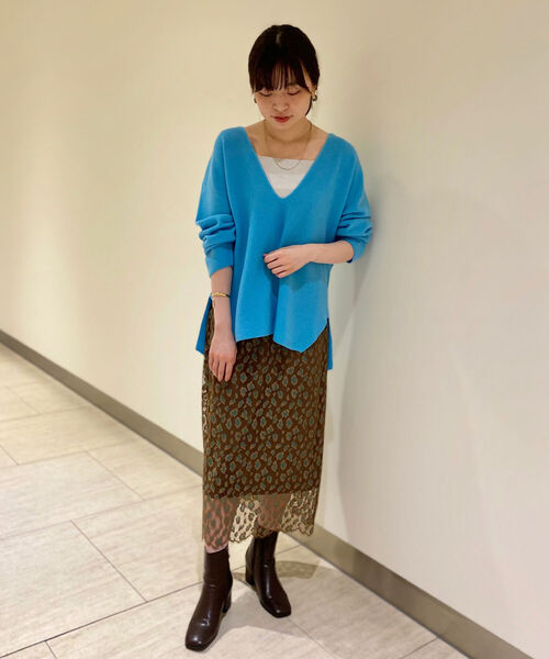 NOLLEY’S（ノーリーズ）の「◇【WEB限定カラーあり】CHESS 深Vプルオーバーニット（ニット/セーター・レディース・ベビーピンク/ベージュ/グリーン/オリーブ/ミント/ブルー/イエロー・38）」の17枚目の写真