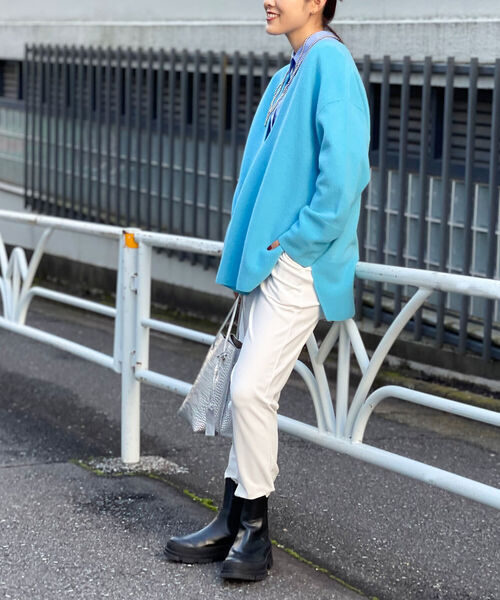 NOLLEY’S（ノーリーズ）の「◇【WEB限定カラーあり】CHESS 深Vプルオーバーニット（ニット/セーター・レディース・ベビーピンク/ベージュ/グリーン/オリーブ/ミント/ブルー/イエロー・38）」の18枚目の写真