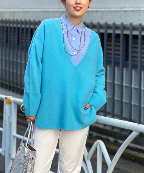 NOLLEY’S（ノーリーズ）の「◇【WEB限定カラーあり】CHESS 深Vプルオーバーニット（ニット/セーター・レディース・ベビーピンク/ベージュ/グリーン/オリーブ/ミント/ブルー/イエロー・38）」の19枚目の写真