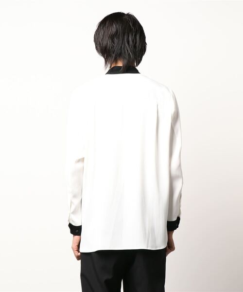 Lui's（ルイス）の「配色スタンドシャツ（シャツ/ブラウス・メンズ・ホワイト/ブラック・MEDIUM/SMALL）」の3枚目の写真
