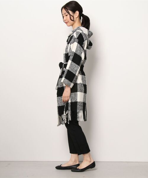 MAX&Co.（マックス アンド コー）の「MAX＆Co. [フルゴーレ] フリンジ ブークレ コート（その他アウター・レディース・ブラック・SMALL/MEDIUM/LARGE）」の8枚目の写真