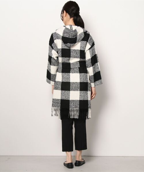 MAX&Co.（マックス アンド コー）の「MAX＆Co. [フルゴーレ] フリンジ ブークレ コート（その他アウター・レディース・ブラック・SMALL/MEDIUM/LARGE）」の5枚目の写真