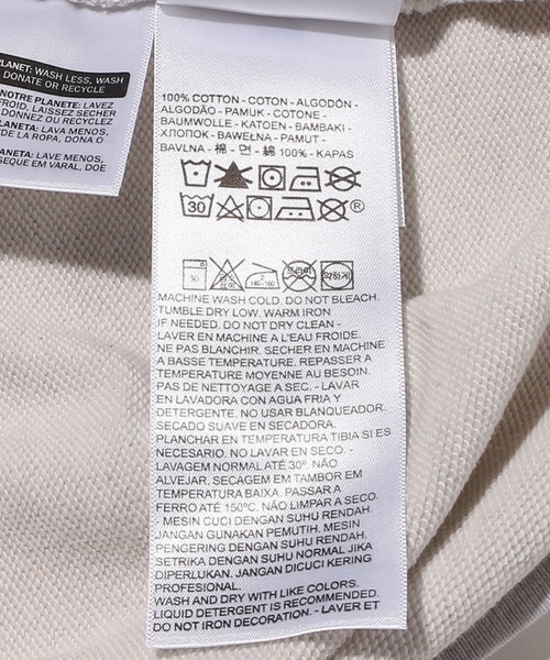 Levi's（リーバイス）の「GRAPHIC PRISM CREW STRANGE THINGS HAPPEN ORBIT HEATHER GREY（スウェット・レディース・グレー・XS/L/M/S）」の15枚目の写真