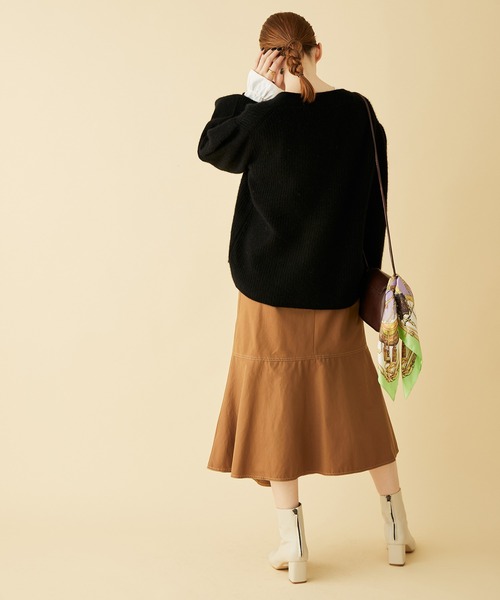 MADEMOISELLE ROPE'(マドモアゼル ロペ)の「<春まで使える>ステッチ加工アシンメトリーマーメイドスカート(スカート・レディース・ブラック/ダークブラウン・36/38)」の7枚目の写真