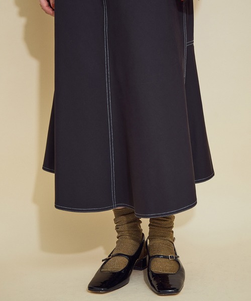 MADEMOISELLE ROPE'(マドモアゼル ロペ)の「<春まで使える>ステッチ加工アシンメトリーマーメイドスカート(スカート・レディース・ブラック/ダークブラウン・36/38)」の15枚目の写真