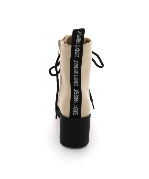 JENNI love（ジェニィラブ）の「ロゴテープレースアップブーツ（ブーツ・キッズ・ブラック/ベージュ/ラベンダー・20cm/21cm/22cm/23cm/24cm）」の17枚目の写真