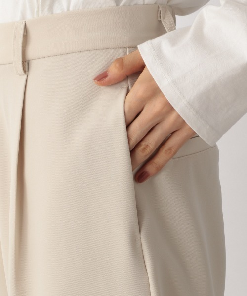 LOWRYS FARM(ローリーズファーム)の「カラーセミワイドパンツ 236226(その他パンツ・レディース・ブラック/イエロー/グリーン/アイボリー・MEDIUM/LARGE)」の12枚目の写真