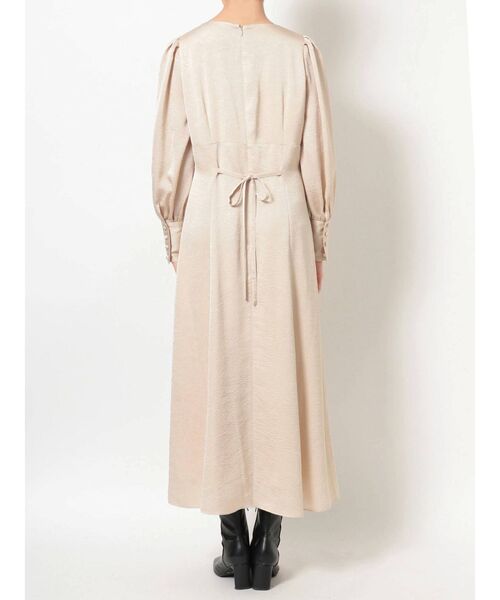 LAGUNAMOON（ラグナムーン）の「フロントピンタックサテンワンピース（ワンピース・レディース・アイボリー/ボルドー/ブルー・SMALL/MEDIUM）」の6枚目の写真