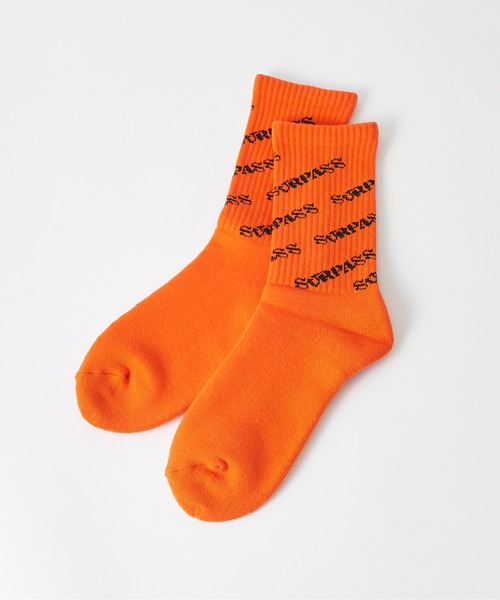 CIAOPANIC(チャオパニック)の「【Surpass Hotdogg Stand/サーパス ホットドック スタンド】別注LOGO SOCKS/ロゴソックス(ソックス/靴下・メンズ・ブラック/オレンジ・FREE)」の2枚目の写真