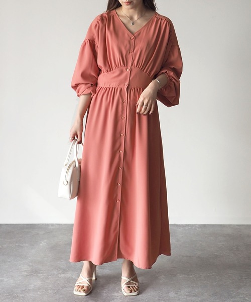 Riberry（リベリー）の「ウエストギャザーワンピース（ワンピース・レディース・グレイッシュベージュ/グリーン/ピンク・MEDIUM）」の13枚目の写真