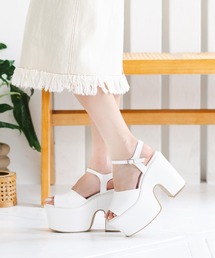 厚底ストラップバルキーサンダル