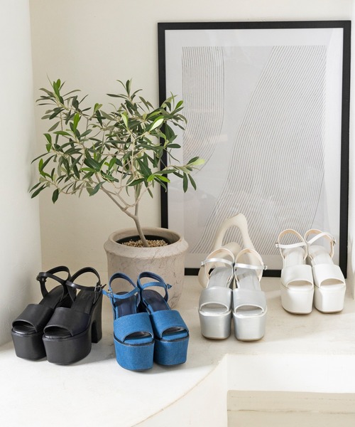 attagirl（アタガール）の「厚底ストラップバルキーサンダル（サンダル・レディース・ブラック/ベージュ/ブルー系その他/アイボリー/ホワイト/シルバー・LL/L/M/S）」の8枚目の写真