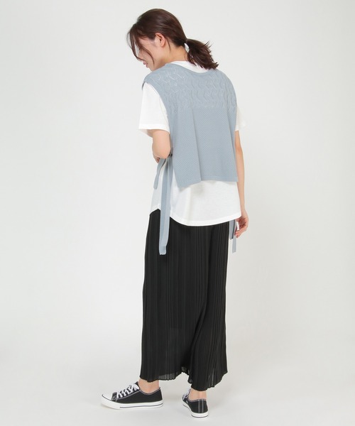 ikka(イッカ)の「【Sサイズ WEB限定】透かし編みニットベストアンサンブル(ニット/セーター・レディース・スカイブルー/ブラック/ベージュ・S/M/L)」の11枚目の写真