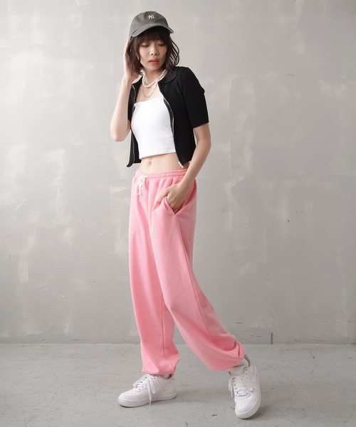 SPINNS（スピンズ）の「【選べるカラバリ】トレンドボーイズスウェットパンツ（スウェットパンツ・レディース・オフホワイト/ブラック/オートミール/ピンク/グリーン・L/M）」の22枚目の写真