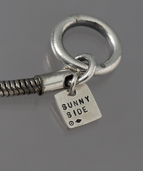 JOURNAL STANDARD（ジャーナルスタンダード）の「【ON THE SUNNY SIDE OF THE STREET】3mm スネークチェーンブレスレット（ブレスレット・メンズ・シルバー・FREE）」の5枚目の写真