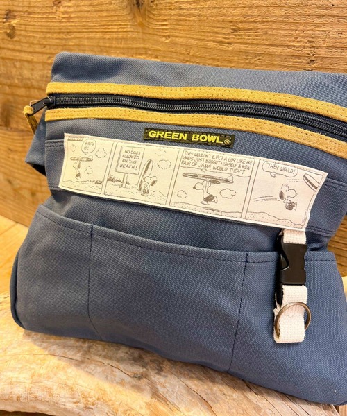 SNOOPY×OLD BETTY'S(スヌーピーカケルオールドベティーズ)の「SNP Canvas×Suede Hip Bag(ボディバッグ/ウエストポーチ・レディース・ブルー・FREE)」の5枚目の写真