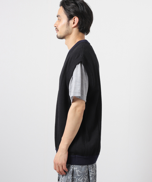 Coohem（コーヘン）の「【COOHEM/コーヘン】別注 ギマコットン  ニットベスト（ベスト・メンズ・アイボリー/ブラック・MEDIUM/LARGE）」の5枚目の写真