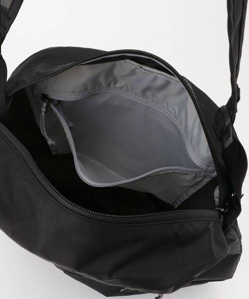 ARC'TERYX（アークテリクス）の「ARC’TERYX/アークテリクス HELIAD 12L TOTE/ヒリアド 12 トート（トートバッグ・メンズ・ブラック・ﾌﾘ-）」の14枚目の写真