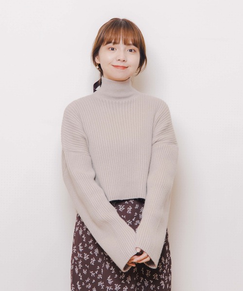 flower（フラワー）の「フレイバーニットトップ（ニット/セーター・レディース・アイボリー/ベージュ/ブラウン・FREE）」の5枚目の写真