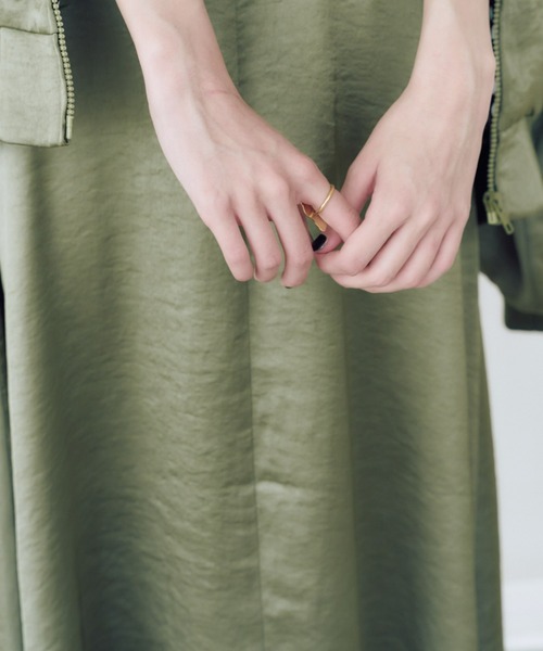 manana suerte（マニャーナスエルテ）の「ヴィンテージサテンスカート（スカート・レディース・ブラック/カーキ/ゴールド/ピンク/レッド/ベージュ・FREE）」の12枚目の写真