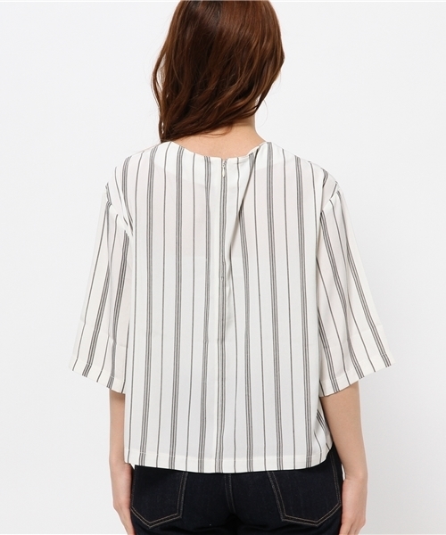 CIAOPANIC（チャオパニック）の「【Ciaopanic】　ヘリンボンストライプBigスリーブBL（シャツ/ブラウス・レディース・ネイビー/オフホワイト・FREE）」の5枚目の写真
