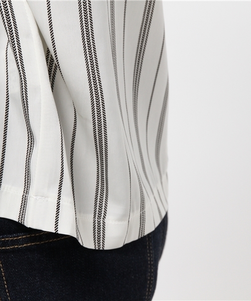 CIAOPANIC（チャオパニック）の「【Ciaopanic】　ヘリンボンストライプBigスリーブBL（シャツ/ブラウス・レディース・ネイビー/オフホワイト・FREE）」の10枚目の写真