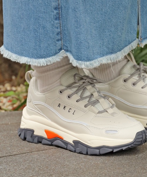 AKIIICLASSIC/アキクラシックURBANTRACKERスニーカー