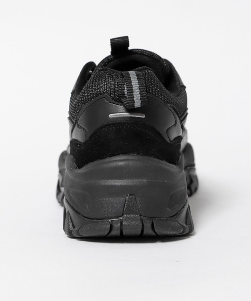 AKIIICLASSIC/アキクラシックURBANTRACKERスニーカー