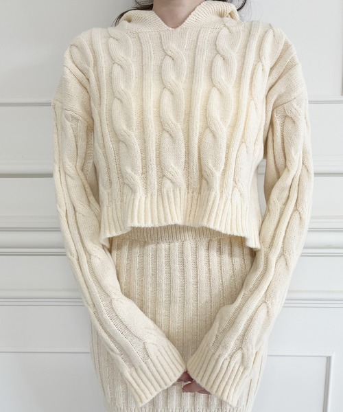 MIIA(ミーア)の「ケーブルニットセットアップ(セットアップ・レディース・ブラック/グレー/オフホワイト・FREE)」の15枚目の写真