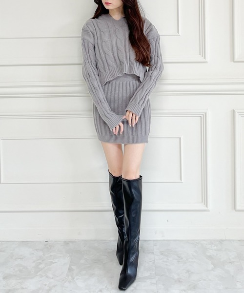 MIIA(ミーア)の「ケーブルニットセットアップ(セットアップ・レディース・ブラック/グレー/オフホワイト・FREE)」の8枚目の写真