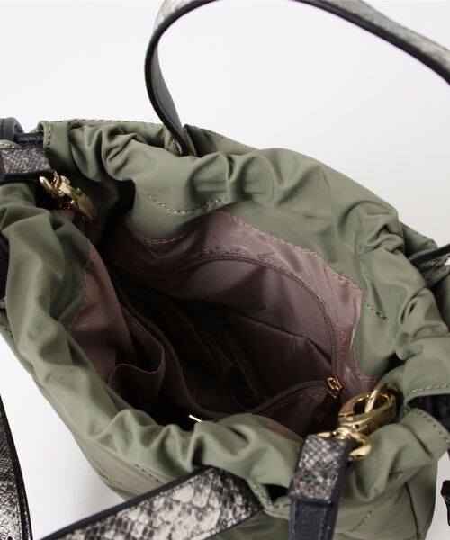 LA BAGAGERIE(ラバガジェリー)の「ドローストリング×キルト2WAYトート SSサイズ(ショルダーバッグ・レディース・ネイビー/ベージュ/ブラック/グレー/カーキ・FREE)」の9枚目の写真