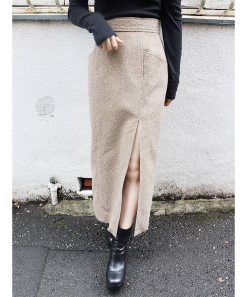 MURUA（ムルーア）の「ツイードフリンジディープスリットスカート（スカート・レディース・ブラック/モカ・1/2）」の16枚目の写真