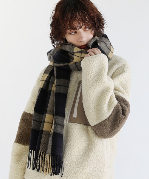 ETELIO（エテリオ）の「ボリュームフリンジマフラー チェック（マフラー・メンズ・ブルー系/オレンジ系/ネイビー系・FREE）」の5枚目の写真