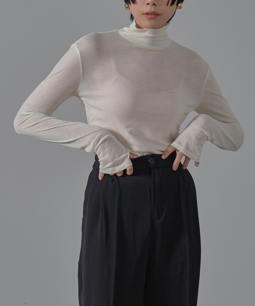 HANNE（アン）の「【by kumika】ハイネックシアーニットトップ（Tシャツ/カットソー・レディース・アイボリー/ブルー/ブラック・フリー）」の7枚目の写真