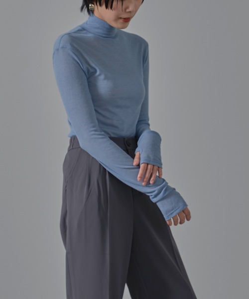 HANNE（アン）の「【by kumika】ハイネックシアーニットトップ（Tシャツ/カットソー・レディース・アイボリー/ブルー/ブラック・フリー）」の16枚目の写真