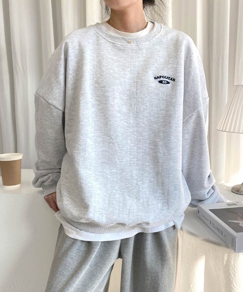 Dalfwin(ダールフィン)の「韓国ファッションNAPOLITAN刺繍ロゴオーバーサイズ スウェット(スウェット・レディース・ライトグレー/ブルー/ブラック・FREE)」の6枚目の写真