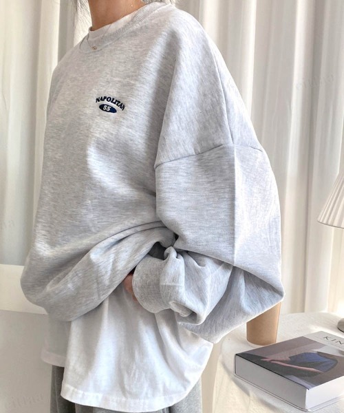 Dalfwin(ダールフィン)の「韓国ファッションNAPOLITAN刺繍ロゴオーバーサイズ スウェット(スウェット・レディース・ライトグレー/ブルー/ブラック・FREE)」の10枚目の写真