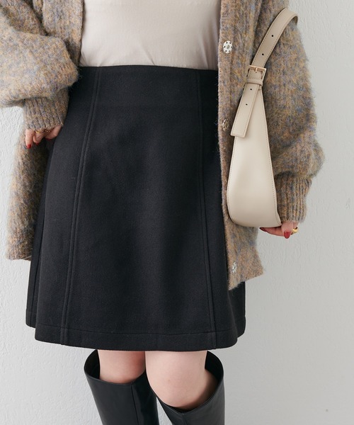 natural couture(ナチュラルクチュール)の「アソート台形ミニスカート(スカート・レディース・その他1/その他2/アイボリー/ブラック・FREE)」の3枚目の写真