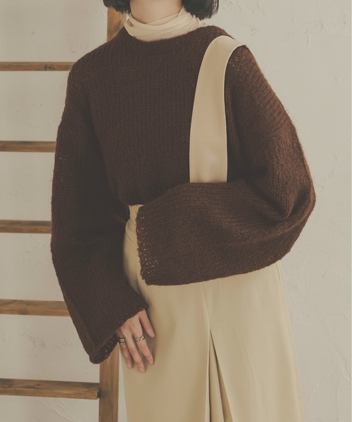 Ambre Neige（アンブルネージュ）の「モコモコショートニット／【WEB/EC限定商品】（ニット/セーター・レディース・ダークブラウン/グリーン/アイボリー・FREE）」の12枚目の写真