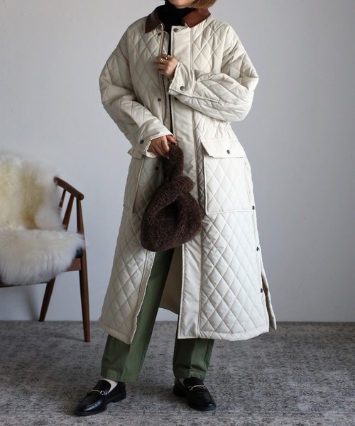 r.（アールドット）の「合皮衿取り外し サイドスリットキルティング ロングコート（その他アウター・レディース・オリーブ/ネイビー/ブラック/キナリ・FREE）」の12枚目の写真